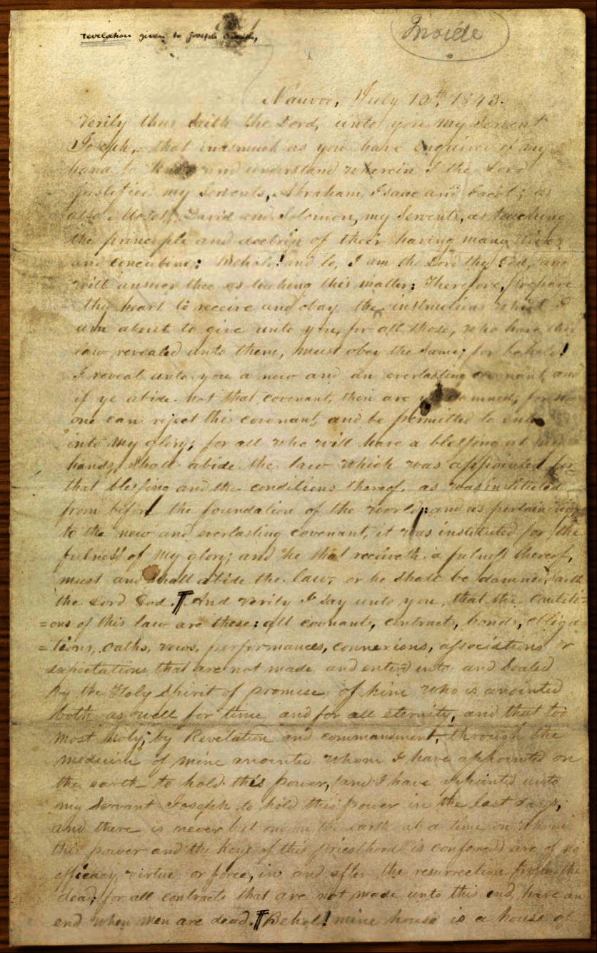 Un documento histórico escrito a mano del 12 de julio de 1843, con tinta desvanecida y papel envejecido. El texto es difícil de leer debido al desgaste y la decoloración, con algunas palabras subrayadas y una nota en la parte superior que indica que es una revelación dada a José Smith. La página tiene manchas y borrones visibles.